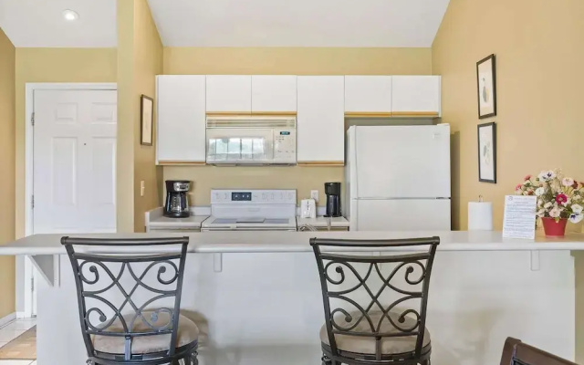 Spring Creek Escape - Balcony w/ Views