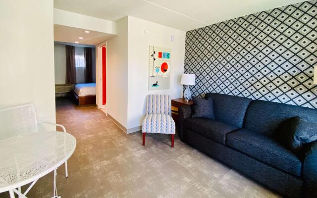 Holiday Shores