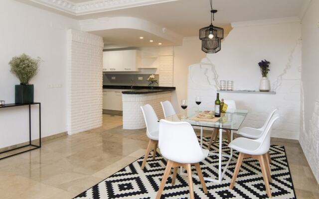 Sand Dunes Waterfront Retreat