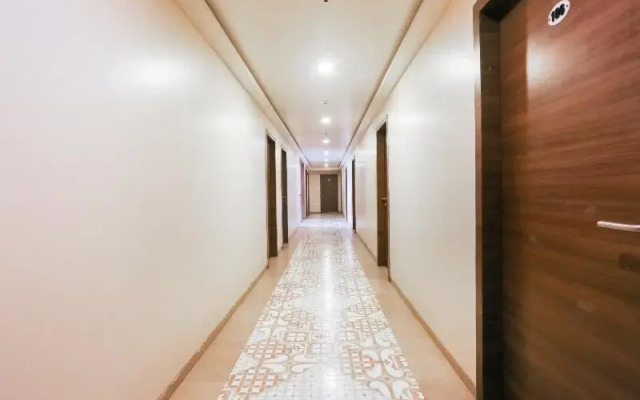 Fabhotel Mahadev Residency