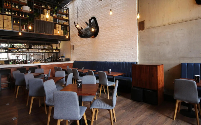 Hotel B3 Virrey