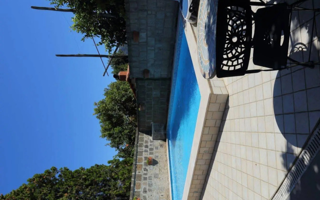 Ambrosio Relais