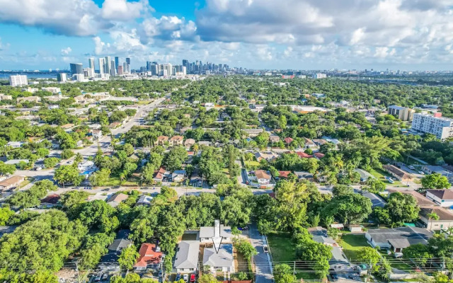 Superior Design District 3BD Home