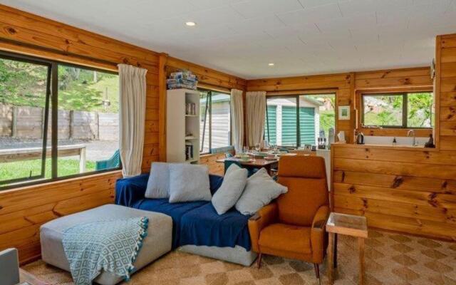 Hosts on the Coast Tui's Feast