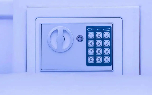 My Capsule Hotel by RedDoorz