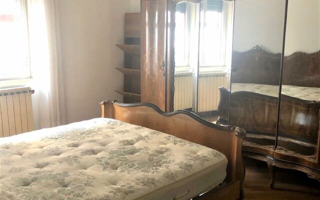 Traditional Apartment in Messina near Regional Museum
