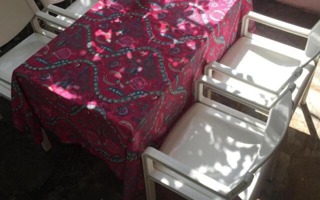 50 Steps From The Sea