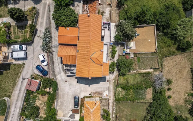Harmony House Vito
