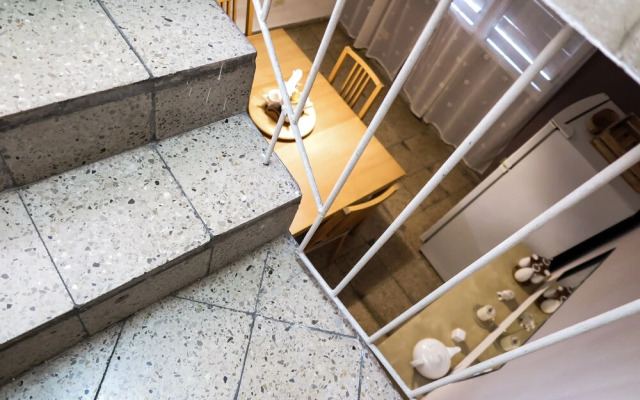 PLAZA, Knocking on Cuba