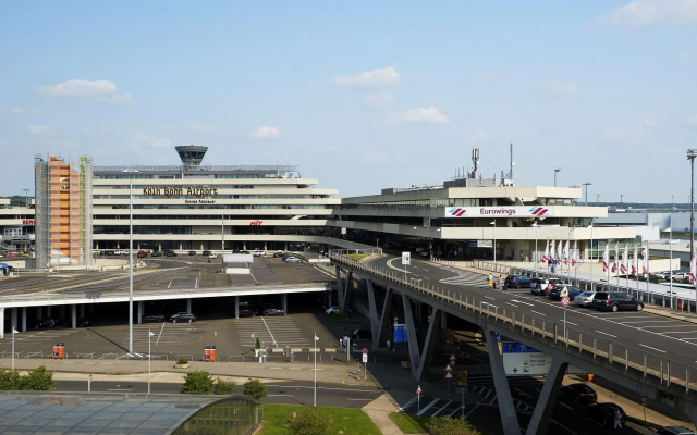 Moxy Cologne-Bonn Airport
