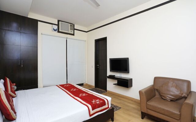 OYO 6558 SD Royal Inn