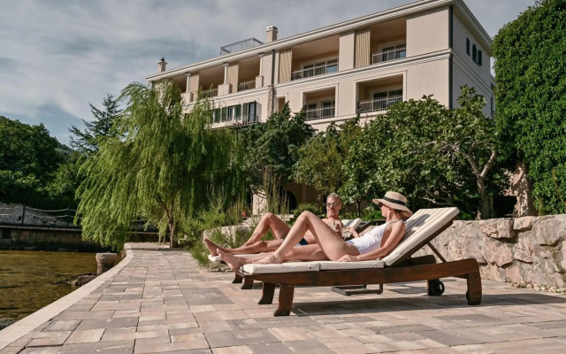 Veladrion Resort
