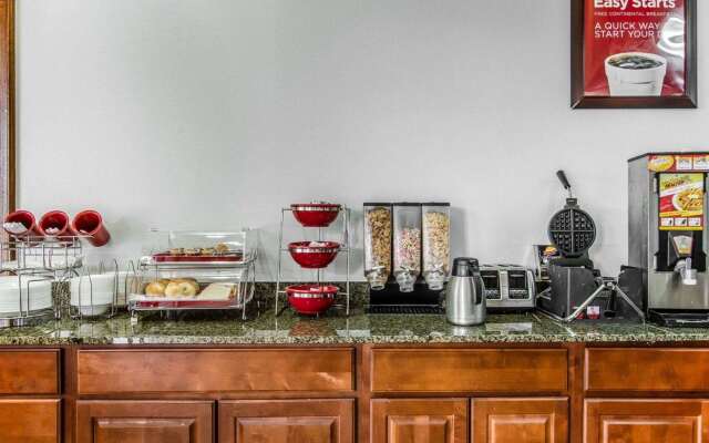 Econo Lodge Inn & Suites Enterprise