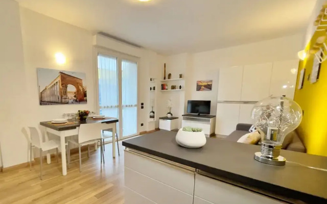 Studio With Balcony in Bovisa Milan