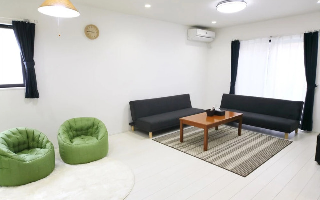 Neyagawa Station House