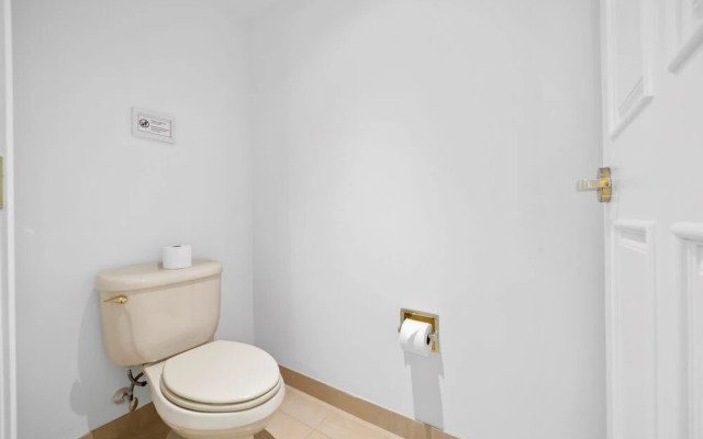 Boardwalk 2BR 3BA Condo by CozySuites