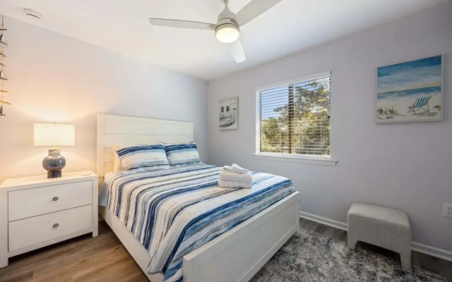 4f Amelia Landings 2 Bedroom Condo