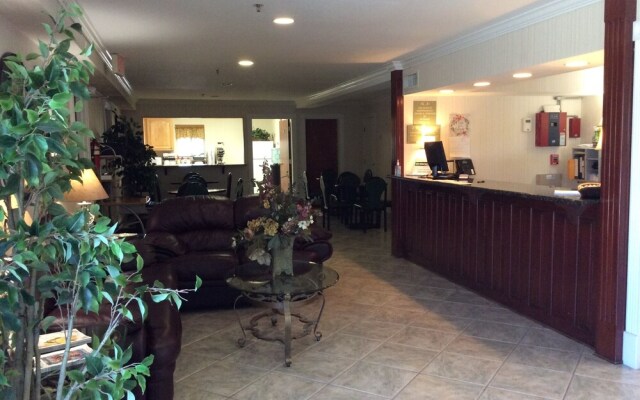Riverside Hotel