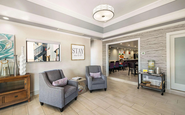 Quality Inn Near Lake Marble Falls