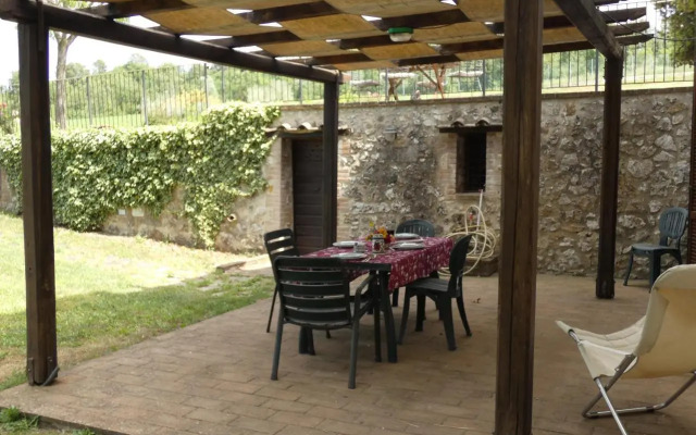 Scappo in Umbria, la Cantinetta
