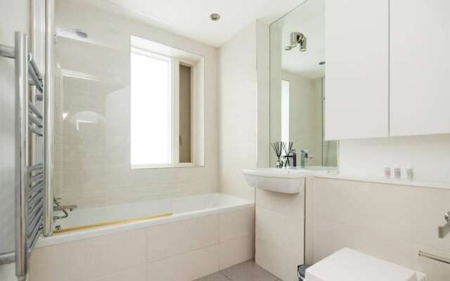 The Copenhagen Place - Enchanting 2bdr Flat With Balcony