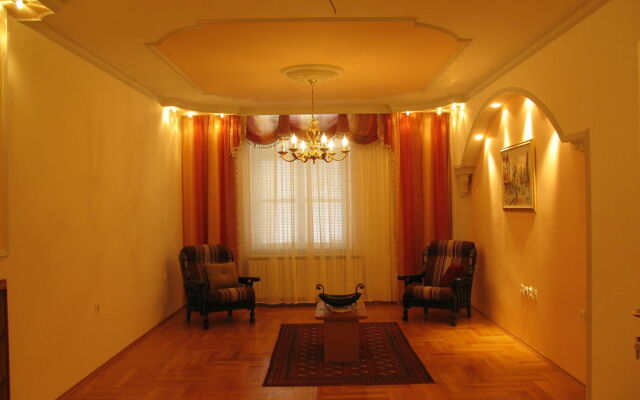 Tokin House