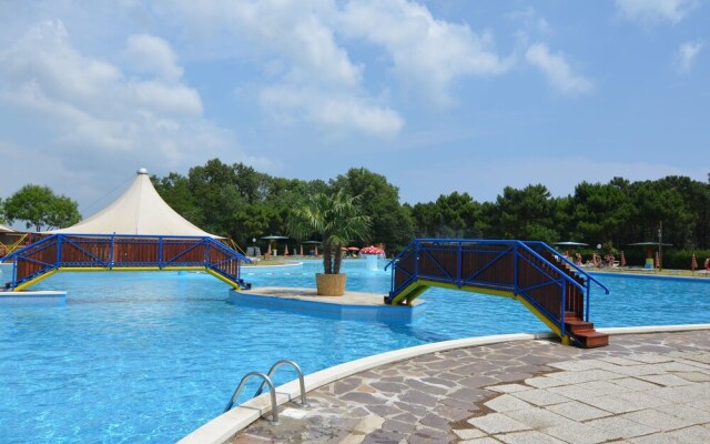 Belvilla by OYO Spacious Bungalow With AC Near sea