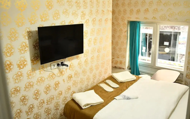 Ada Aparthotel