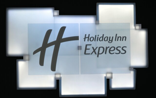 Holiday Inn Express Dundee, an IHG Hotel