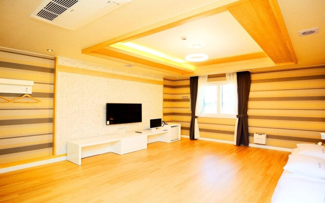 Yeonggwang The One Hotel