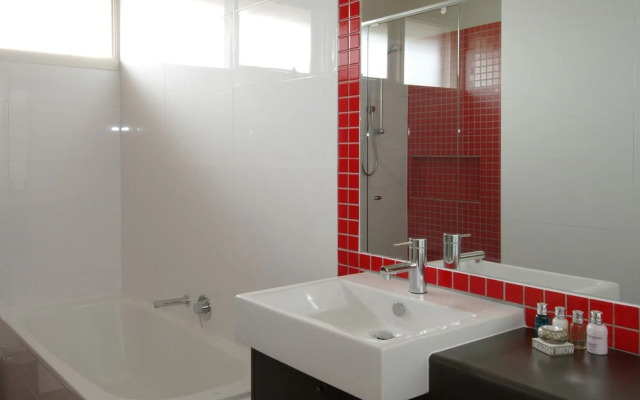 Boutique Stays - Sandyside 1