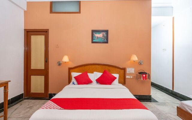 OYO 5377 Hotel Raaj Bhaavan