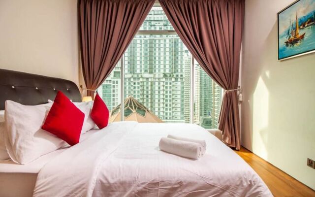 Soho Suites At Klcc By Plush