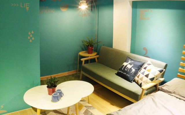 Leo ho Hostel