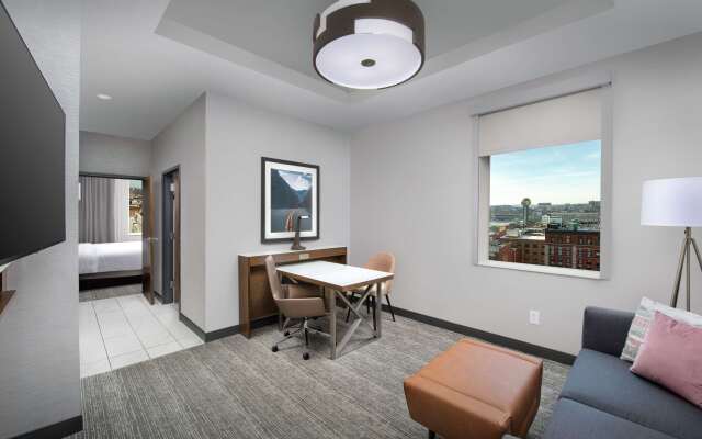 Embassy Suites by Hilton Knoxville Downtown