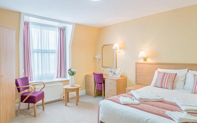 Queens Hotel