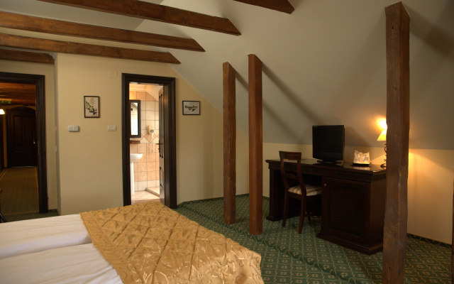 Koronna Hotel