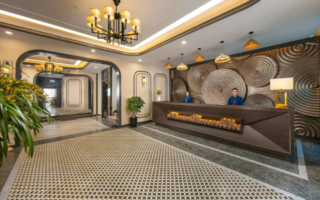 DeLaSol Sapa Hotel