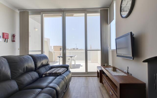 Modern Seaside 2 Br Apt W Spectacular Views