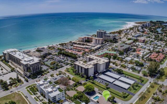 Pelican Gardens Villa 23