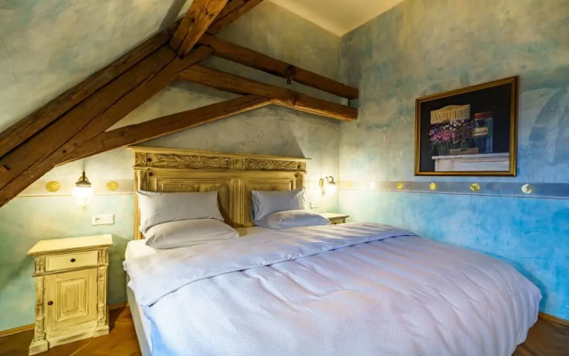 Schlosshotel Weyberhöfe