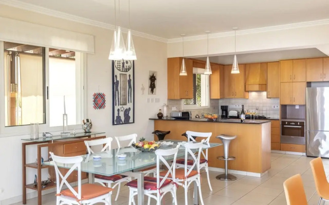 Larnaca Chelidonia Seafront Villa