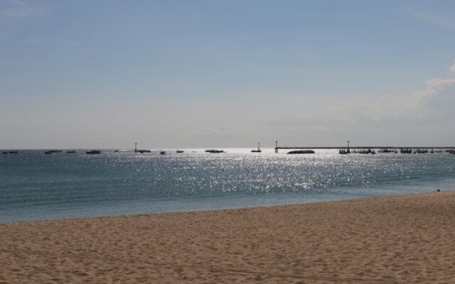 Exotic Beach Villa Alamanda