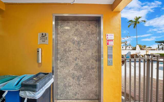 Quality Inn & Suites Airport/Cruise Port Hollywood