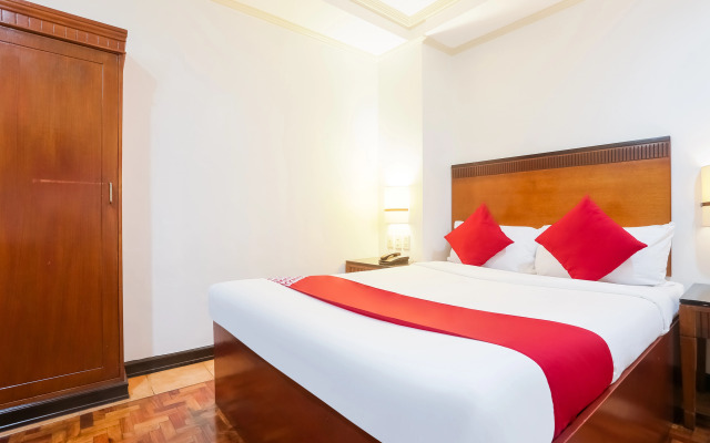 OYO 406 Royal Parc Inn & Suites (Vaccinated Staff)