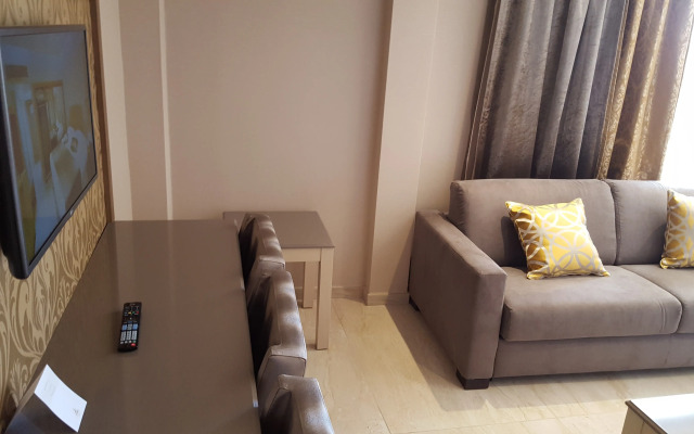 Adams Beach Hotel & Spa