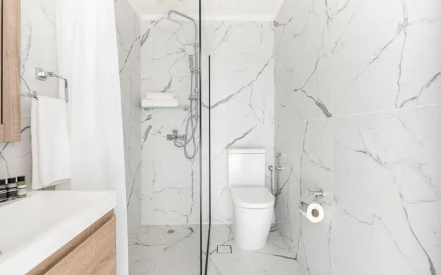 Frank Porter - The Point