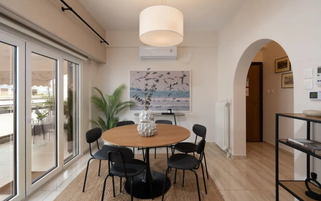 Modern Apartment with Acropolis view