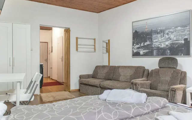 1BR Apt by Danube Millennium Mall