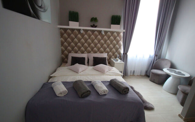 Rainbow Apartments 2